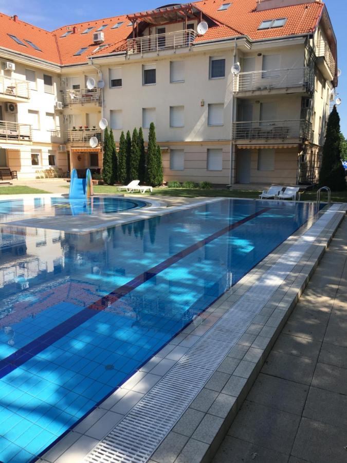 Sport Apartman Hajduszoboszlo Exterior photo